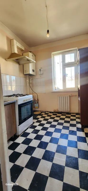 Срочно продается 2 ком.. Квартира.Корасув (Мотрит) 4