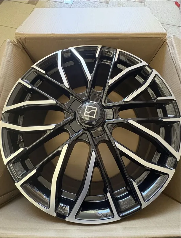 Zeekr 001 R21 Diski Z-sport — фото 1