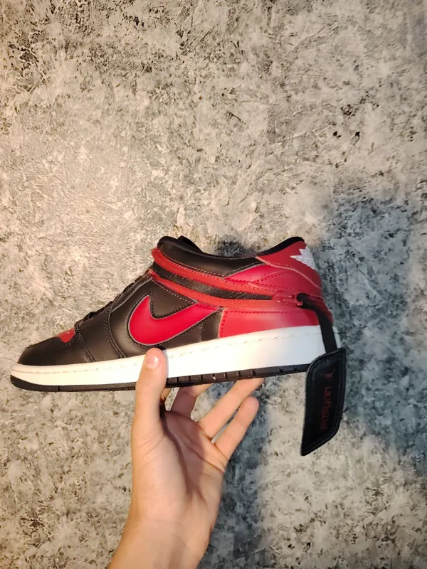 Bangkokdan keltirilgan original Nike Air Jordan 1 Low FlyEase sotiladi 5 Bangkokdan keltirilgan original Nike Air Jordan 1 Low FlyEase sotiladi 5
