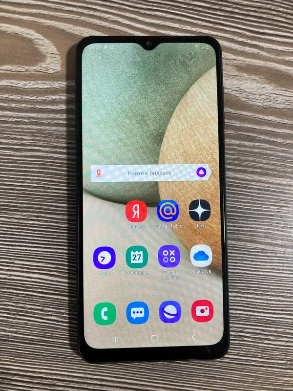 Samsung A12 ideal