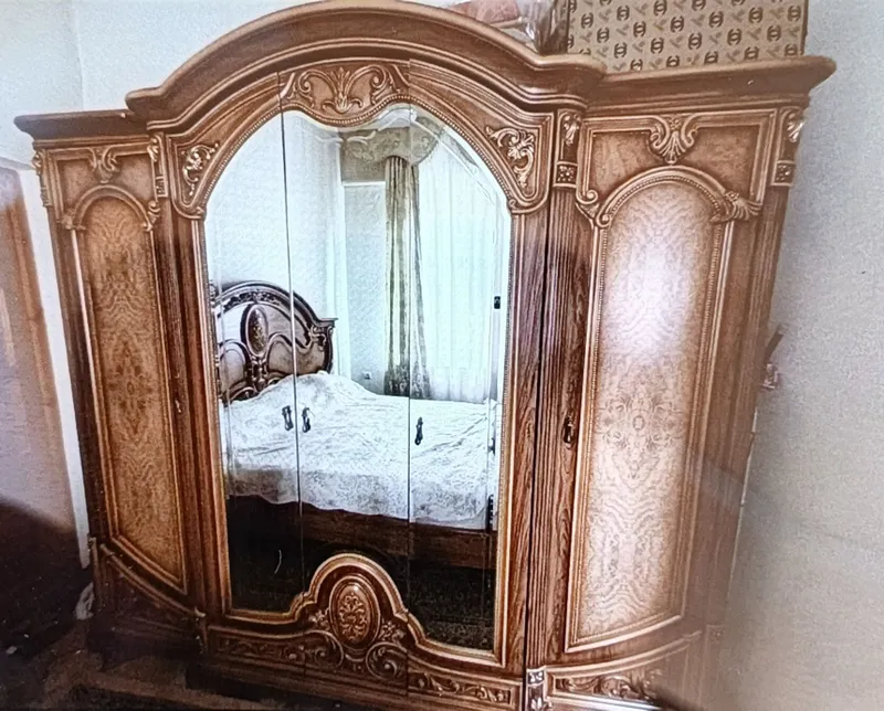 Продаётся спальный гарнитур игостинный — фото 2