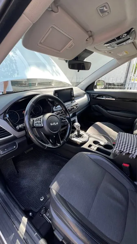 Kia seltos prestige — фото 2