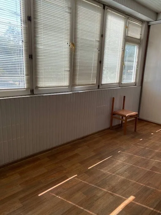 4 xonali kvartira ijarasi, 120 m², 2/4-qavat (ikkilamchi), Mirzo-Ulug‘bek 5