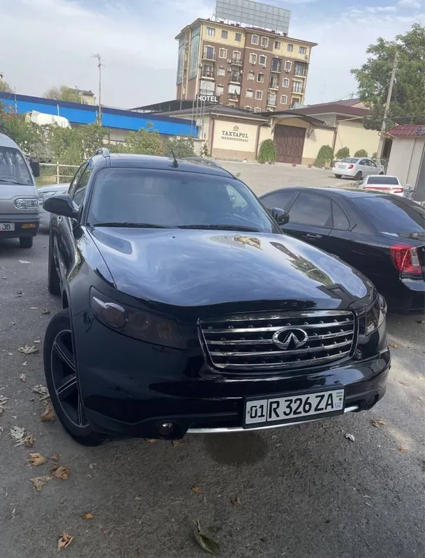 Автомобиль ИНФИНИТИ 2 Автомобиль ИНФИНИТИ 2