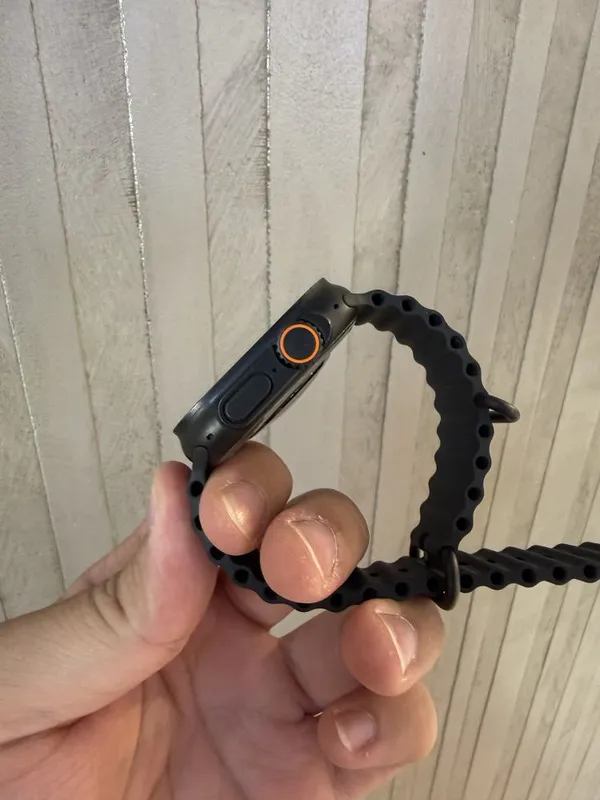 Apple Ultra watch 3 49mm black 2 Apple Ultra watch 3 49mm black 2