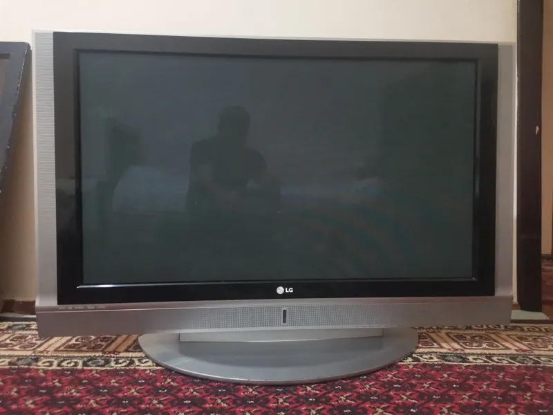 LG42PC1RR
