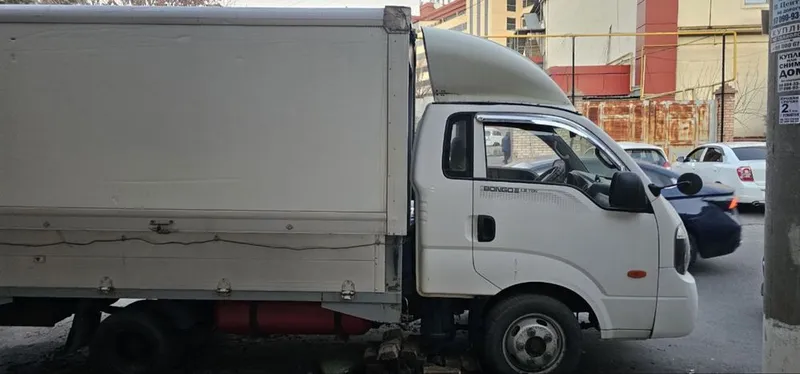 Kia Bonga 2013. Avtomobile 1 Kia Bonga 2013. Avtomobile 1