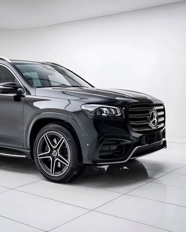 Новый Mercedes-Benz GLS 450 — фото 1