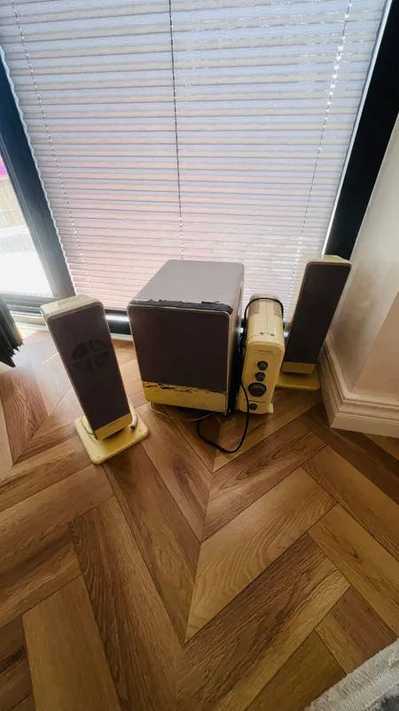 Microlab 3