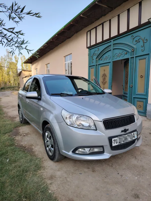 nexisiya 3 sotiladi