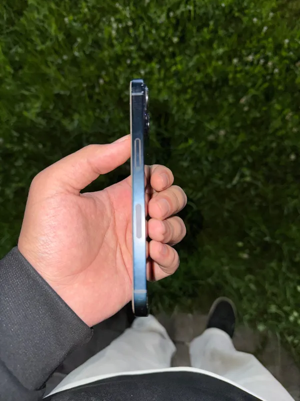 iPhone 13 BLUE 310$ 5 iPhone 13 BLUE 310$ 5