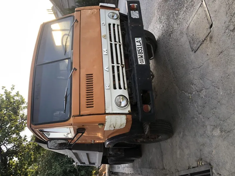 Kamaz 1982 yil, ishlab yurgan moshina 1 Kamaz 1982 yil, ishlab yurgan moshina 1
