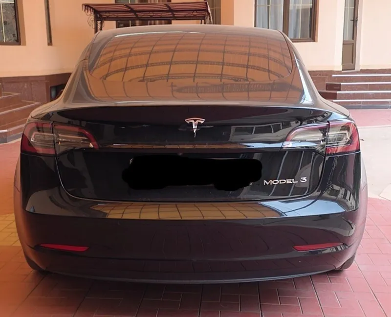 Tesla model 3 Fargona — фото 1