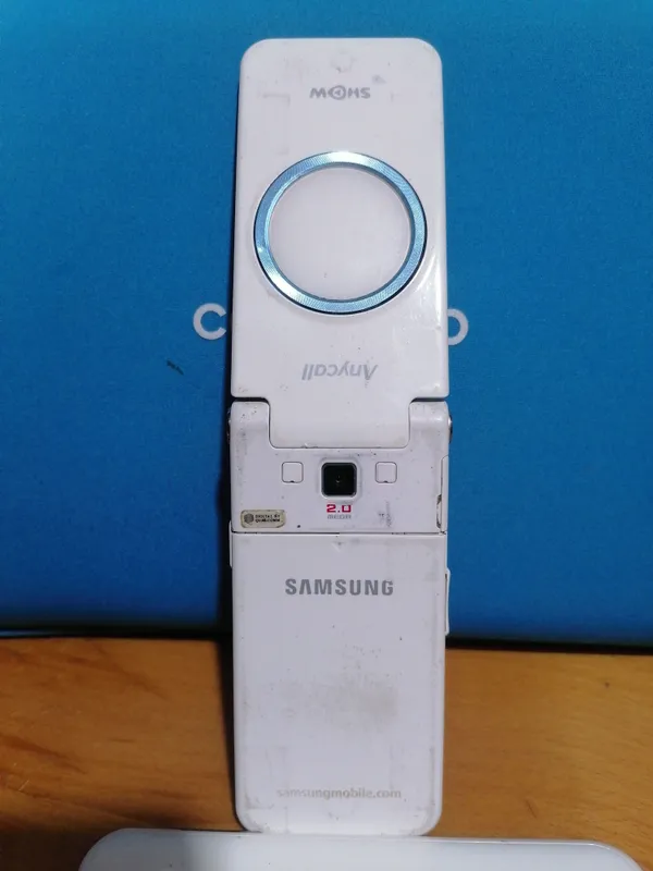 Продаеться Anycall модель SCH-W830 от Samsung 4 Продаеться Anycall модель SCH-W830 от Samsung 4