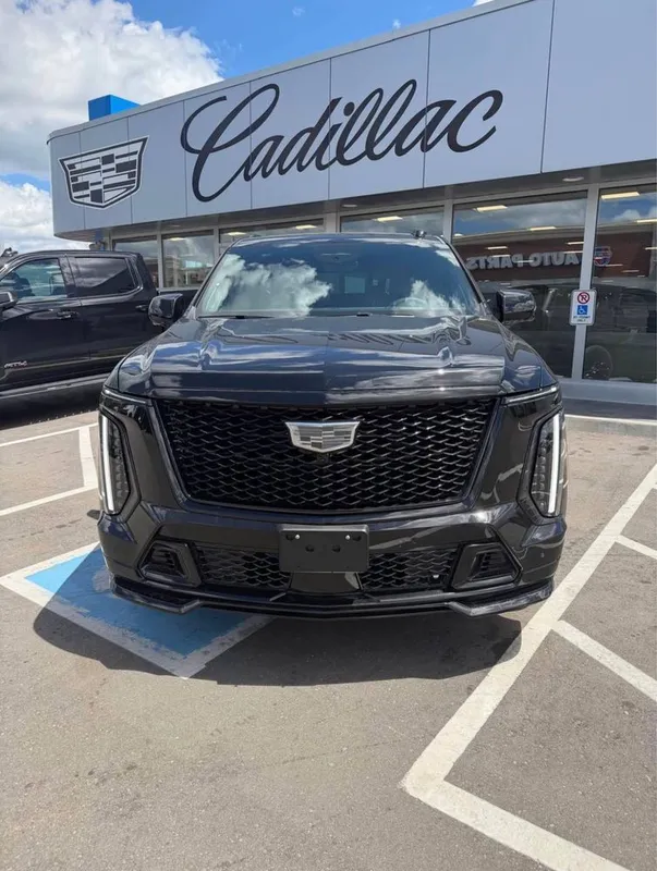 Cadillac Escalade V engine 2026 2 Cadillac Escalade V engine 2026 2