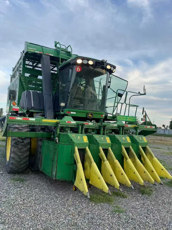 JohnDeere7660 bunkerli paxta terish mashinasi sotiladi 2