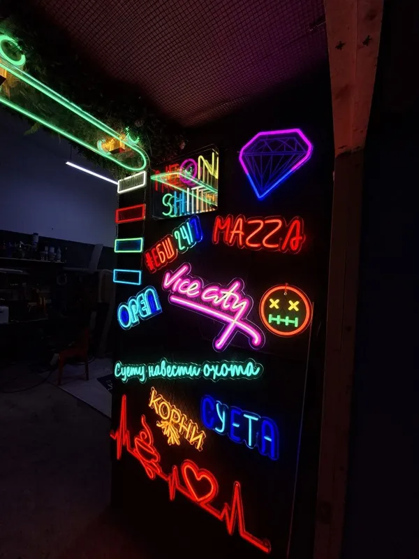 Сборка Neon-вывесок. 1 Сборка Neon-вывесок. 1