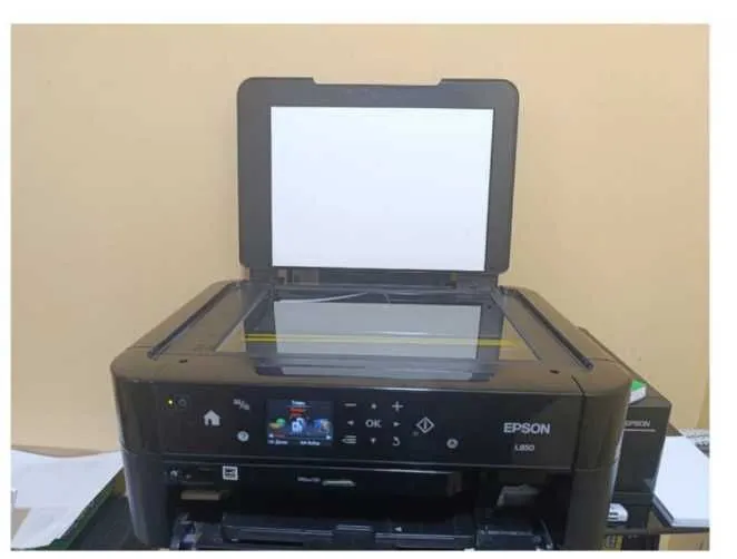 Epson L850 sotiladi. Xolati yaxshi