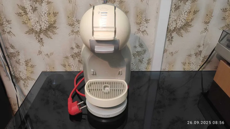 Krups Nescafe Dolce Gusto - капсульная кофеварка