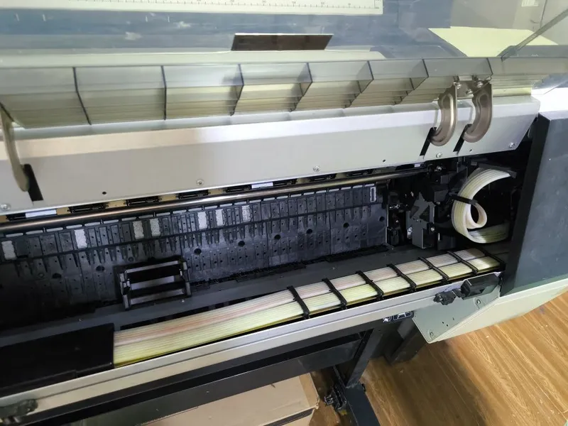 Плоттер Epson Stylus Pro 7890 2
