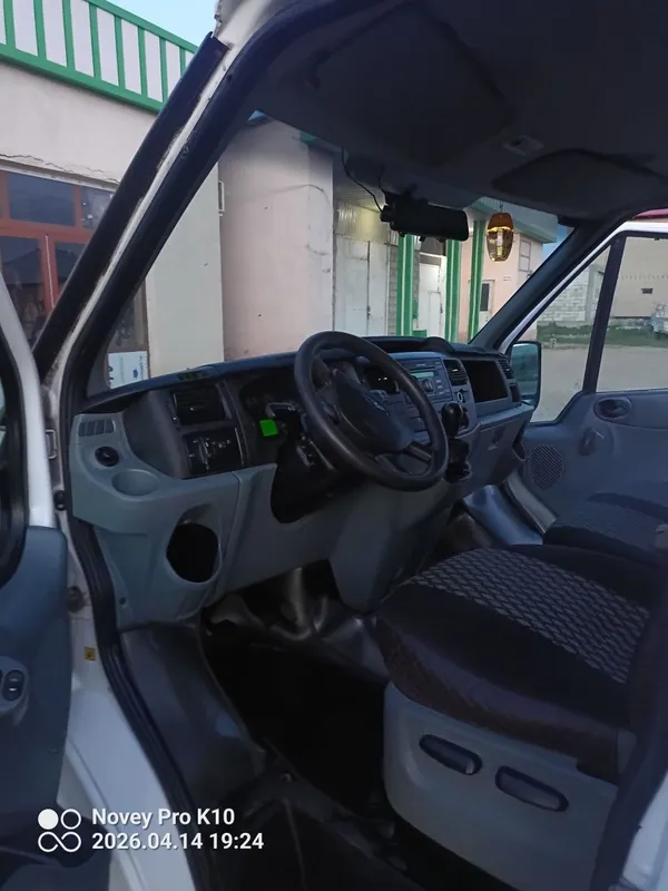 Moshina sotiladi xolati ideal Tranzit Ford 4 Moshina sotiladi xolati ideal Tranzit Ford 4