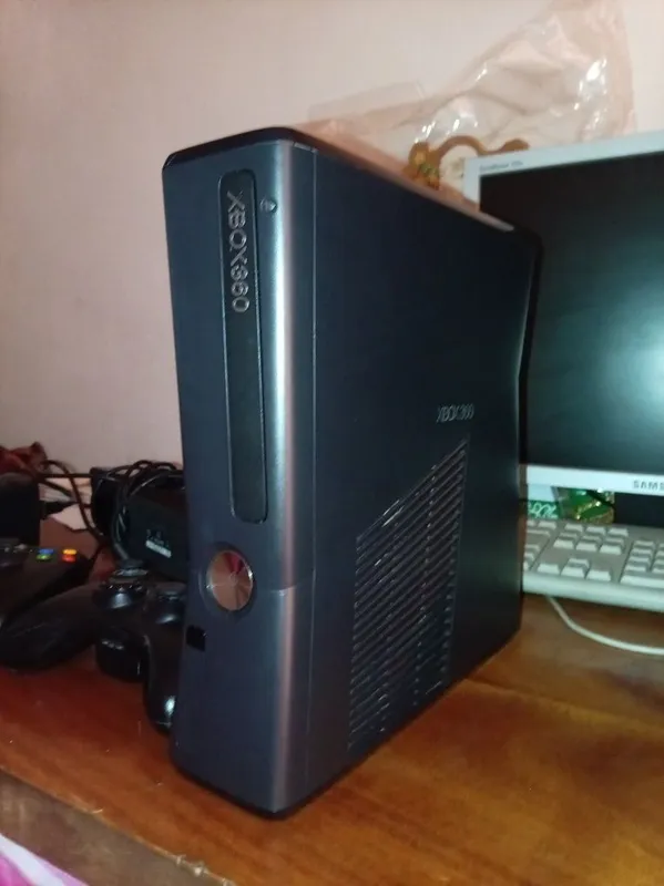 Xbox 360 Slim Sotiladi 250 gb + proshivka + kinect — фото 2