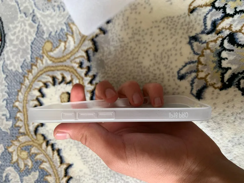 iPhone 16 Pro uchun g‘ilof 4 iPhone 16 Pro uchun g‘ilof 4