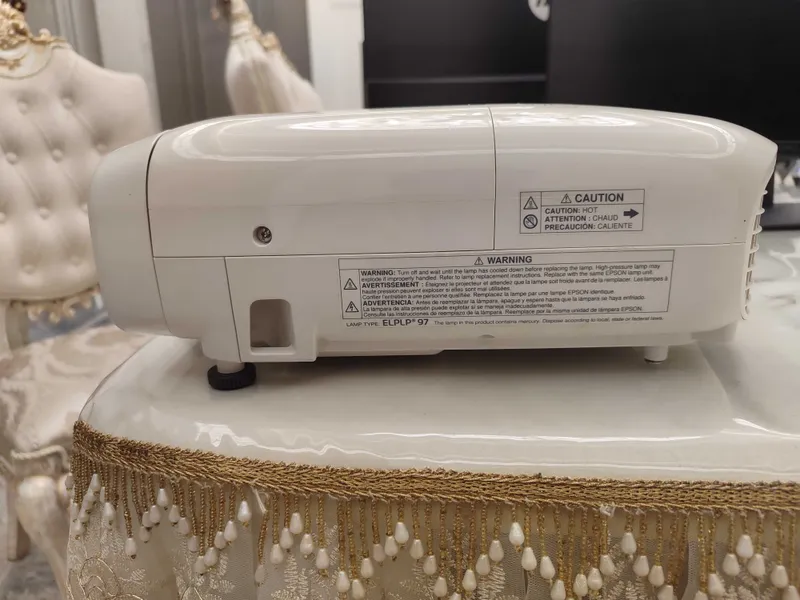 Проектор от компании Epson модель HA11A — фото 2 Проектор от компании Epson модель HA11A — фото 2
