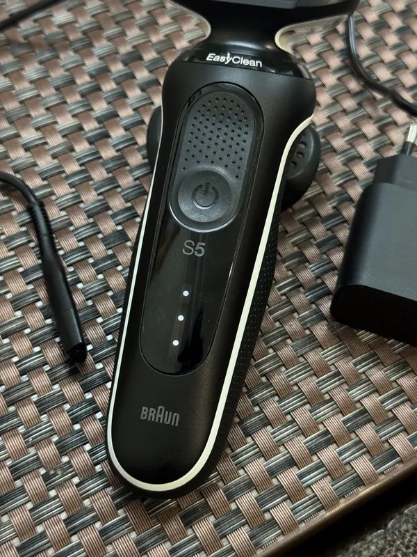 ЭлектроБритва Braun Series 5 S5 51-W1500S 5 ЭлектроБритва Braun Series 5 S5 51-W1500S 5