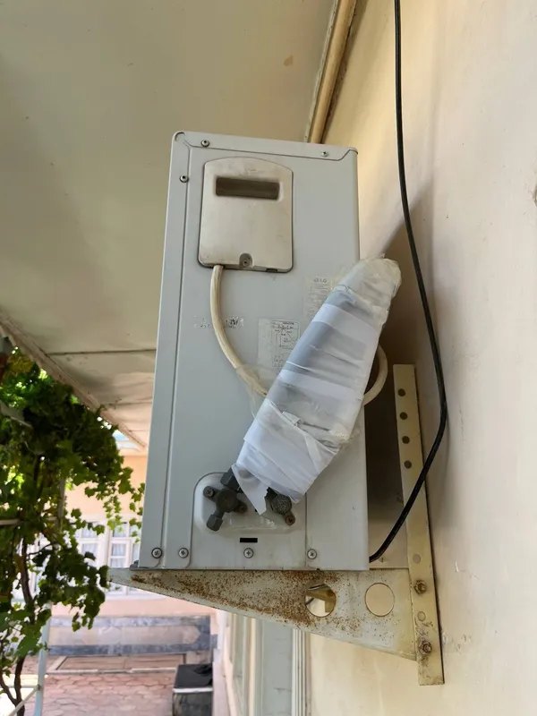 LG kondisaner sotiladi polni ishlaydi 4 LG kondisaner sotiladi polni ishlaydi 4