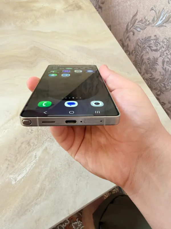 Samsung Galaxy S25 Ultra, срочно сотилади 6