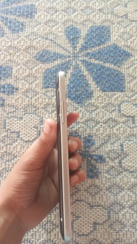 Samsung Galaxy J2 prime — фото 2