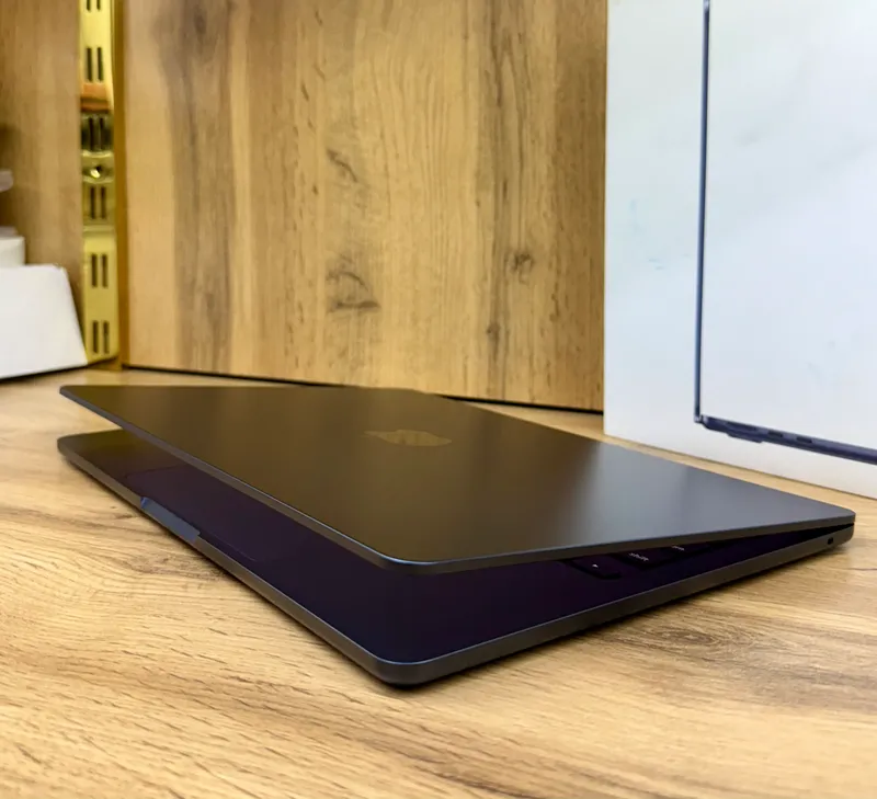 Macbook Air M4 16/256GB 100% Емкость Full Box — фото 2