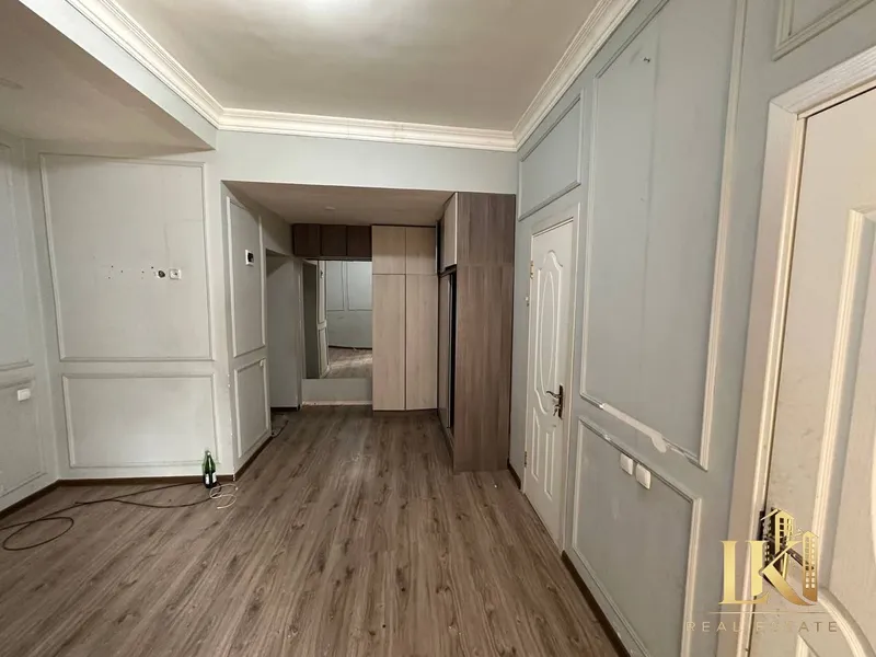 Parkent bozori yonidagi Vita stroy turar-joy majmuasida 2 xonali kvartira sotiladi 1