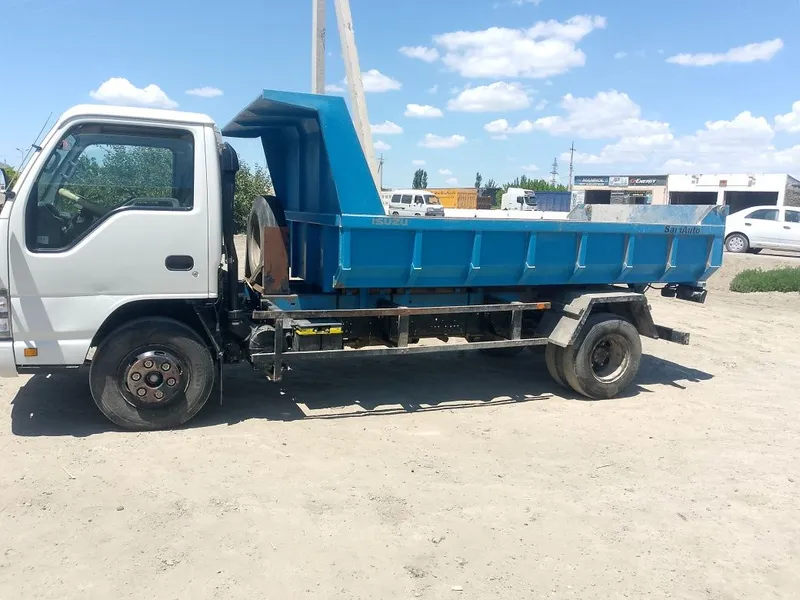 Isuzi samosval 2014yil 39.000km holati zoʻr 6