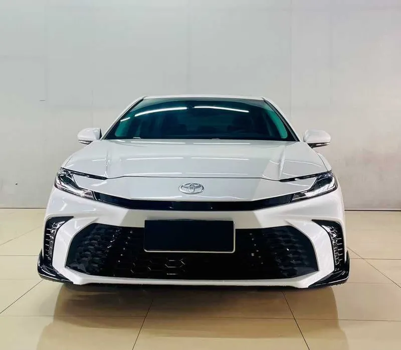 Toyota Camry 2026 Model Dual-Engine 2.0HSE Sport Lite Edition 9 Toyota Camry 2026 Model Dual-Engine 2.0HSE Sport Lite Edition 9