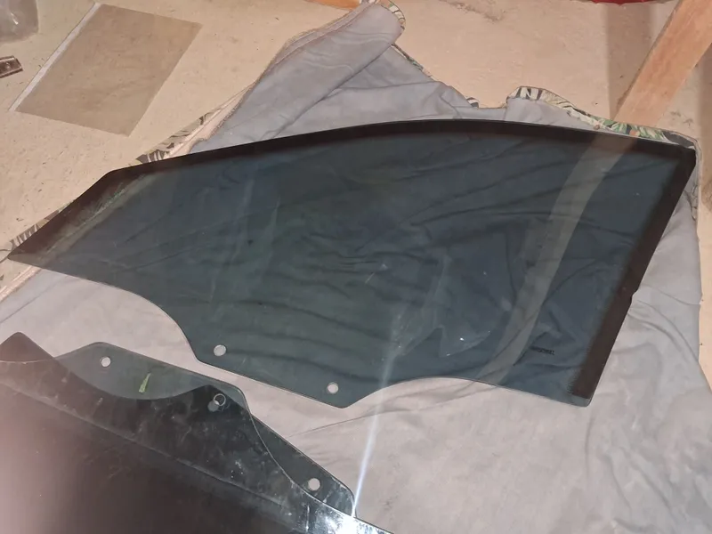 Avto oyna Doraglass Fiat Gentra