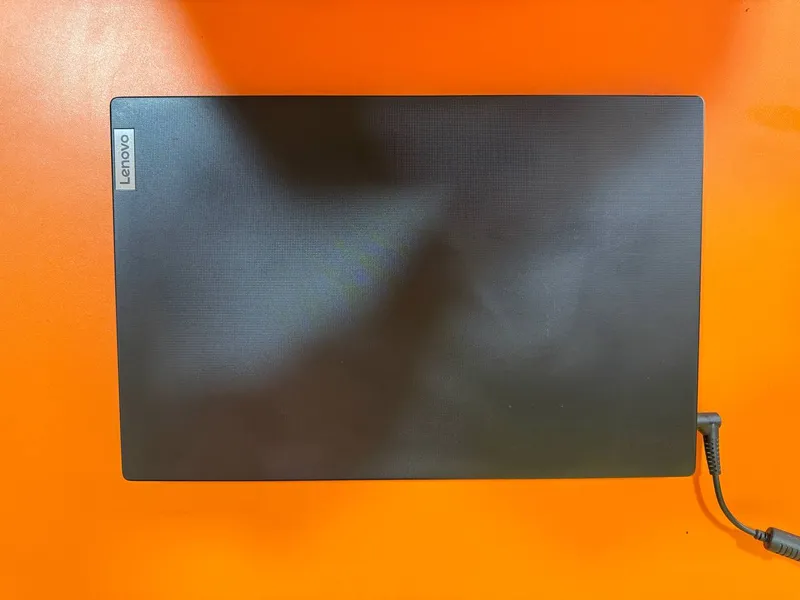 Lenovo IdeaPad 3 Lenovo IdeaPad 3