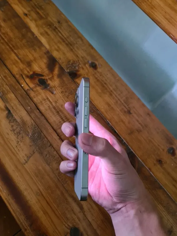 Iphone 15 pro ideal 3 Iphone 15 pro ideal 3
