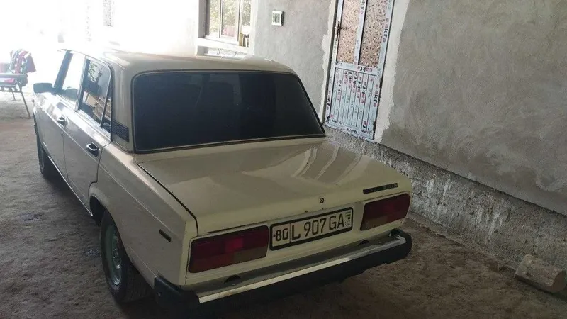 Автомобил ВАЗ 2107 6