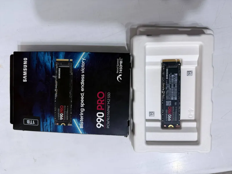 SAMSUNG 990 Pro 1TB 5 SAMSUNG 990 Pro 1TB 5
