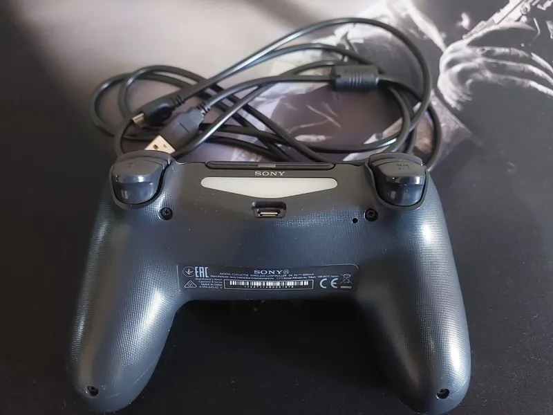 Геймпад Dualshok PS4 3