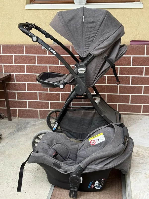 Продается фирменная детская коляска Kidilo G1603 — фото 1