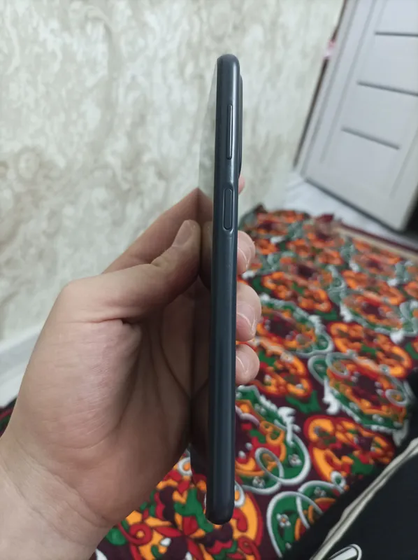 Telefon srochna sotiladi hich qanaqa aybi yo'q — фото 2