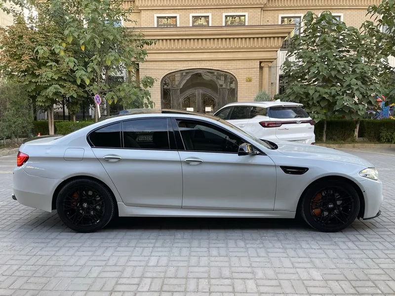 BMW F10 Рейсталинг М5 куринишда 7 BMW F10 Рейсталинг М5 куринишда 7