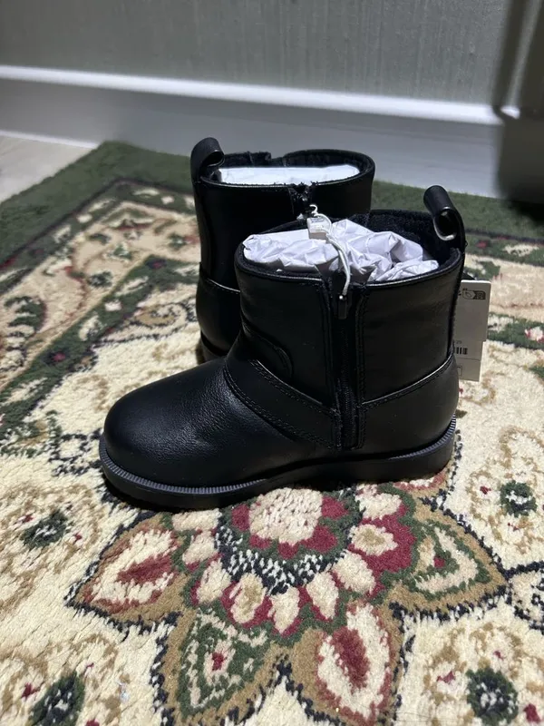 Детские ботинки ZARA 2 Детские ботинки ZARA 2