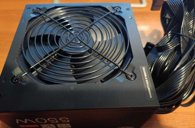 Cooler Master 550 Vt quvvat bloki 2 Cooler Master 550 Vt quvvat bloki 2