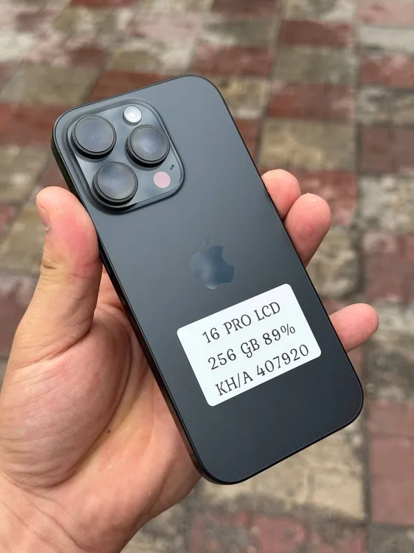 IPhone 16 Pro. . 2