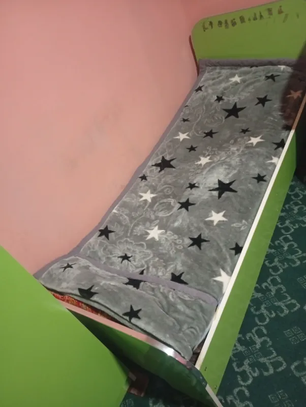 shkaf divan 2ta sotiladi 2 shkaf divan 2ta sotiladi 2