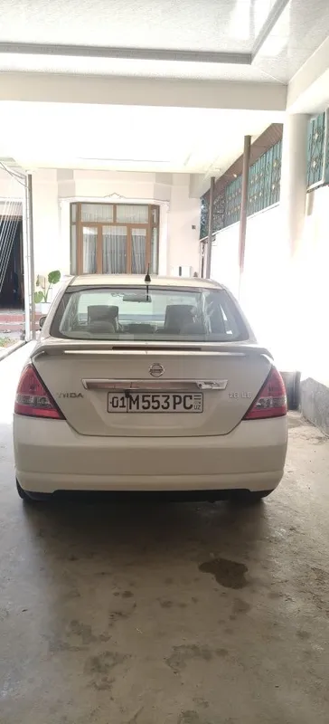 Nissan Tiida sotiladi 1